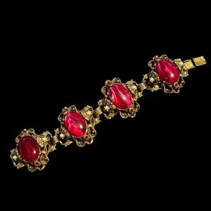 Vintage marbled cabochon with pearls and rhinestones 7”